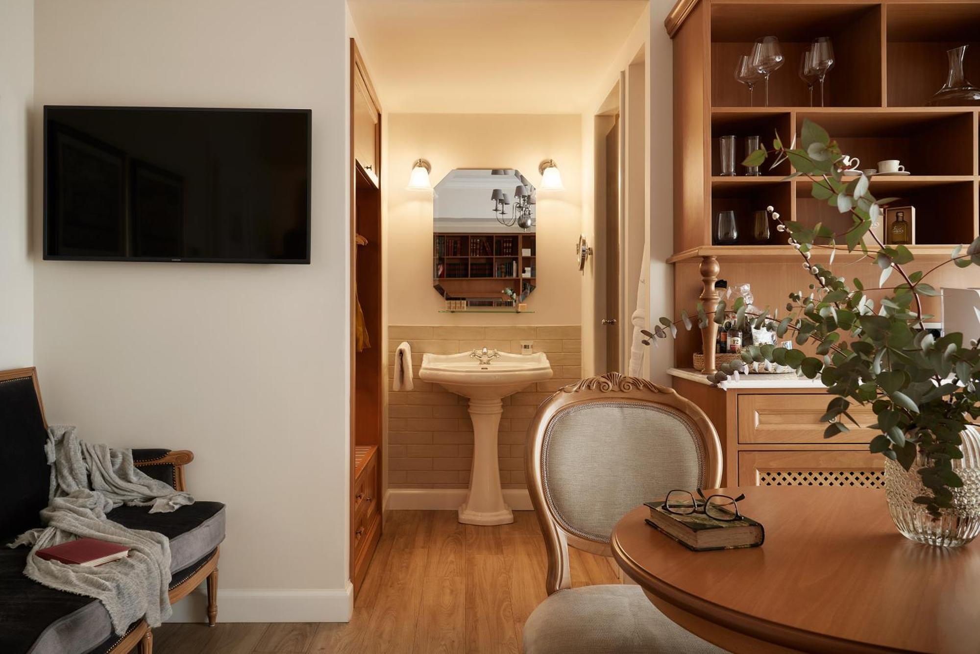 Legacy Gastro Hotel Heraklion (Crete)